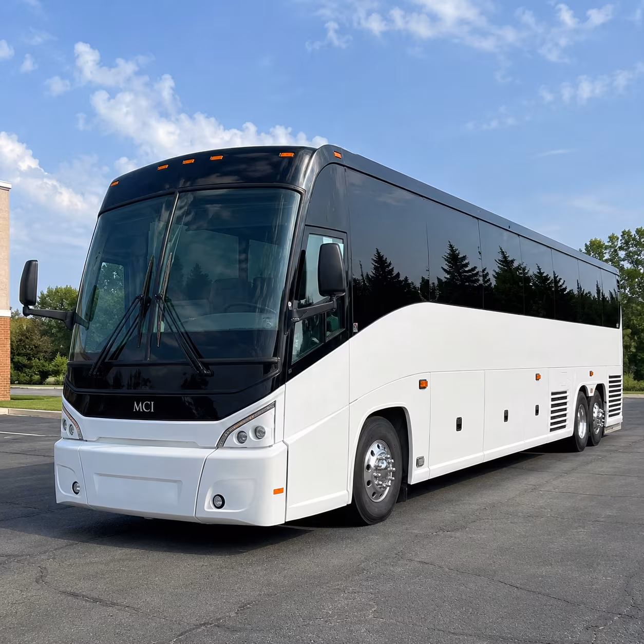 clovis charter bus services fleet