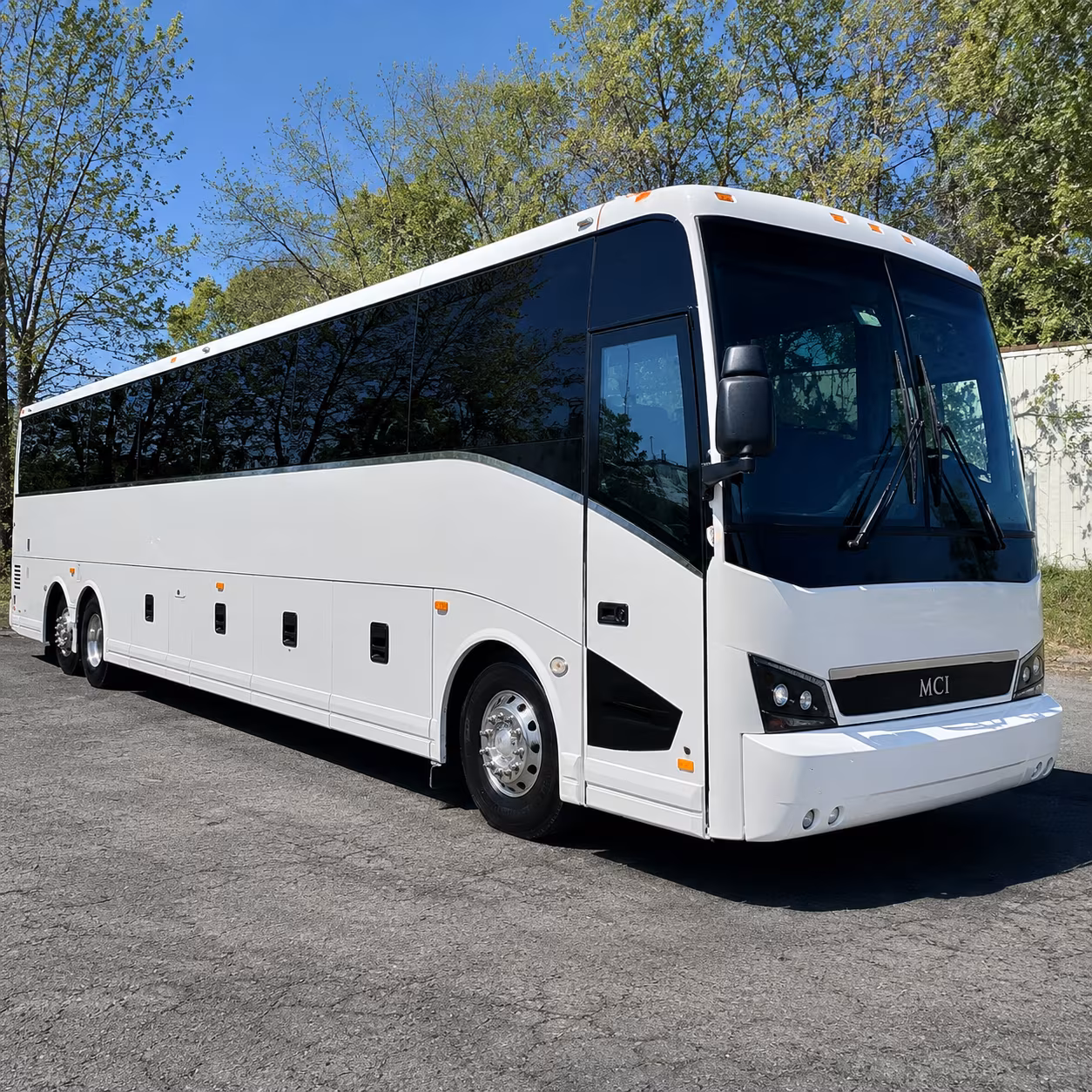 save mart center concert buses from clovis
